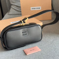 FENDI BAGUETTE 25 BAG IN BLACK CALFSKIN