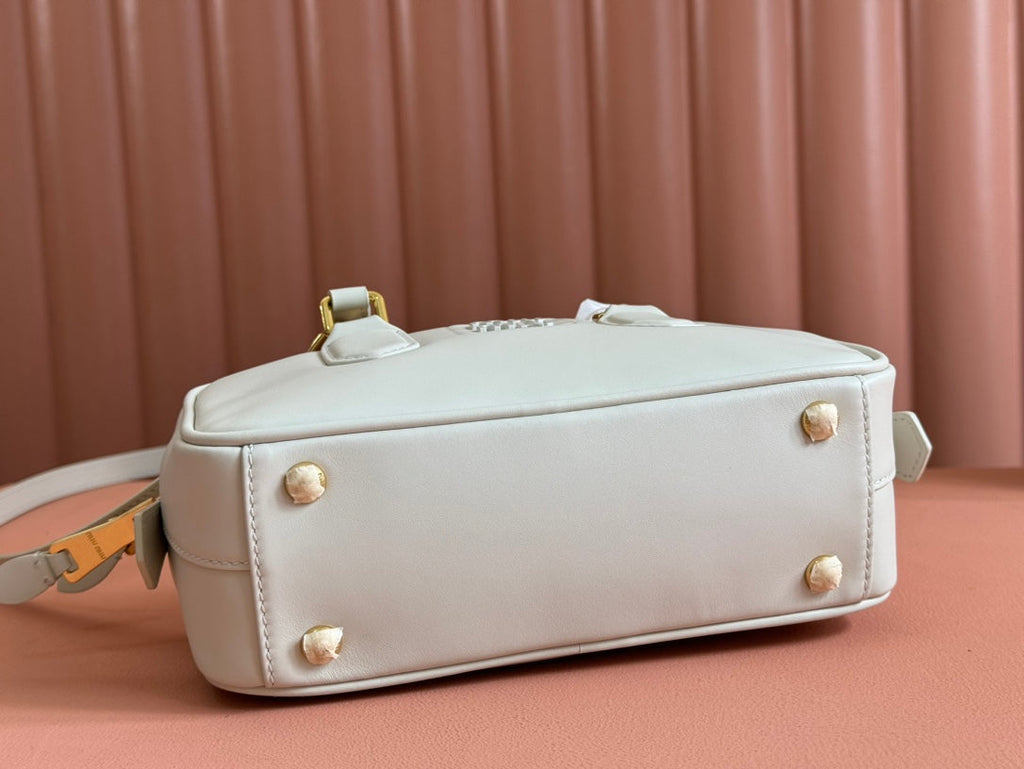 MIU MIU ARCADIE BAG 22 IN WHITE CALFSKIN EMBOSSED LOGO