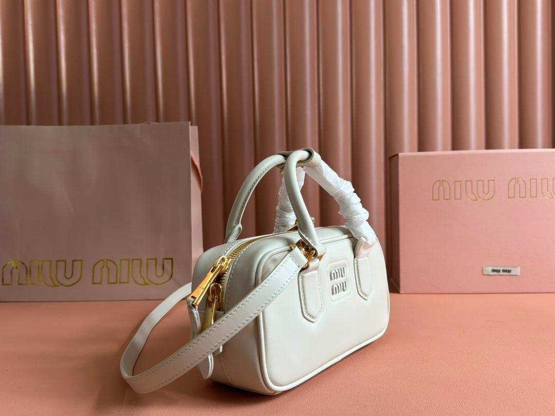 MIU MIU ARCADIE BAG 22 IN WHITE CALFSKIN EMBOSSED LOGO