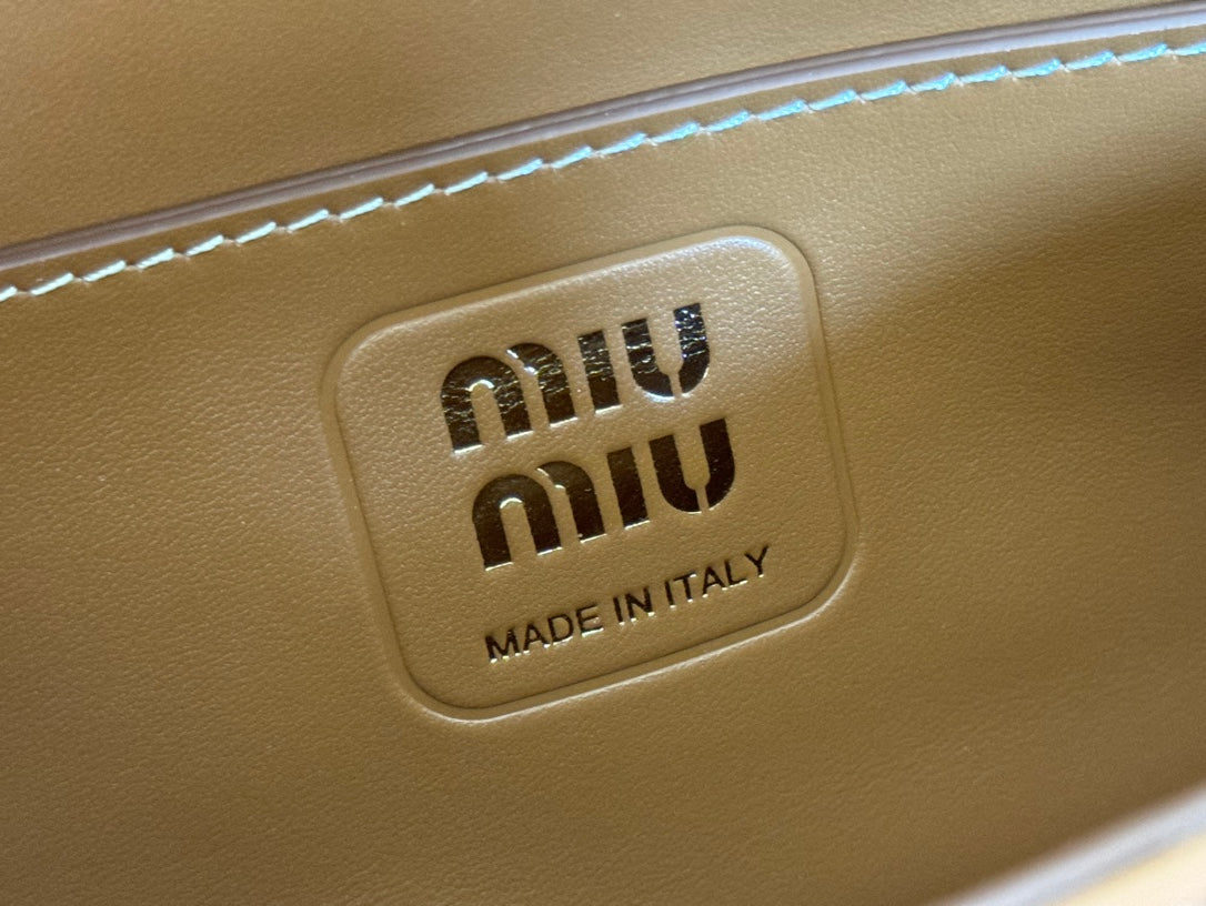 MIU MIU CHAIN SHOULDER BAG 24 IN PEANUT BROWN PATENT SMOOTH CALFSKIN
