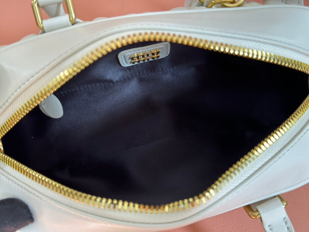 MIU MIU BOWLING BAG 22 IN WHITE LAMBSKIN