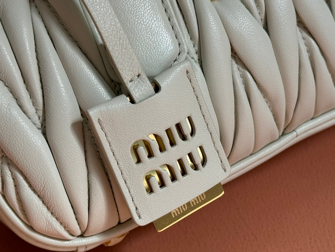 MIU MIU BOWLING BAG 22 IN WHITE LAMBSKIN