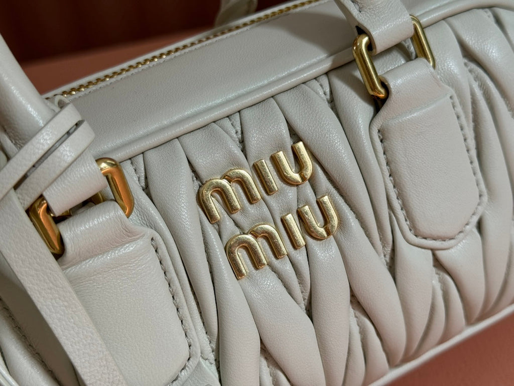MIU MIU BOWLING BAG 22 IN WHITE LAMBSKIN