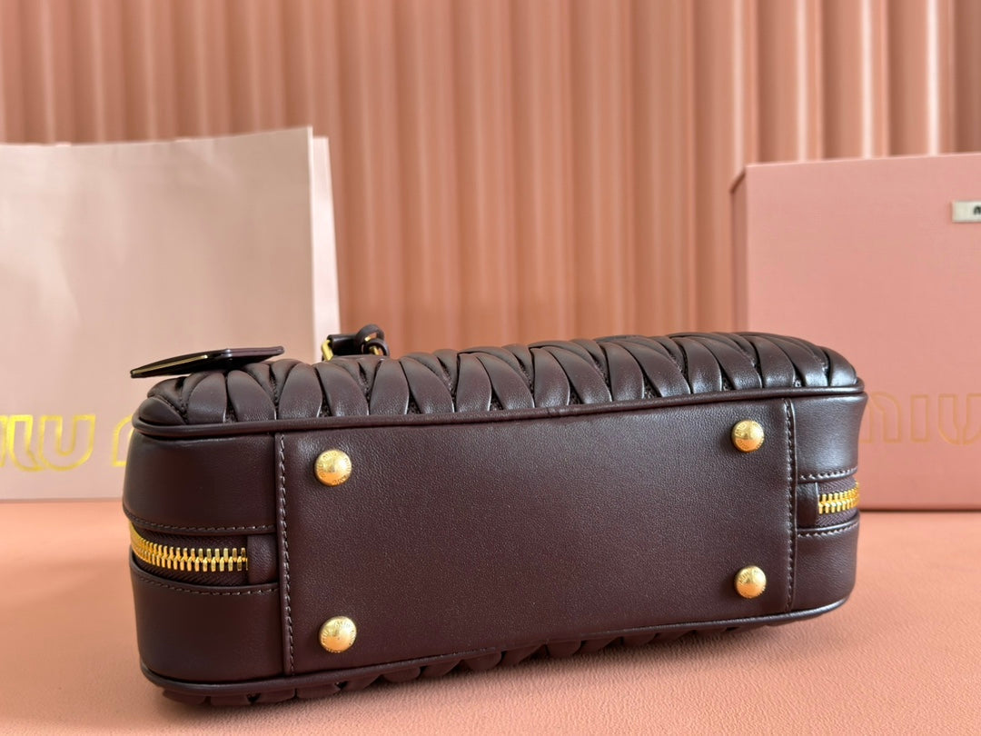MIU MIU ARCADIE MATELASSÉ BAG 27 IN CONGO BROWN CALFSKIN GOLD HARDWARE