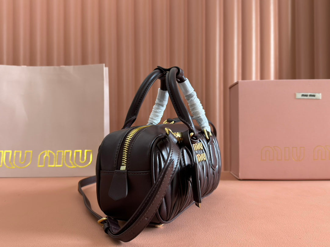 MIU MIU ARCADIE MATELASSÉ BAG 22 IN CONGO BROWN CALFSKIN GOLD HARDWARE