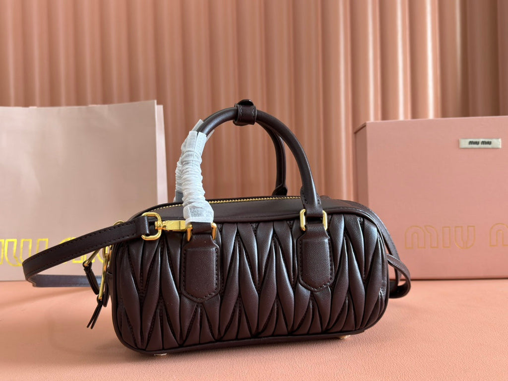 MIU MIU ARCADIE MATELASSÉ BAG 22 IN CONGO BROWN CALFSKIN GOLD HARDWARE