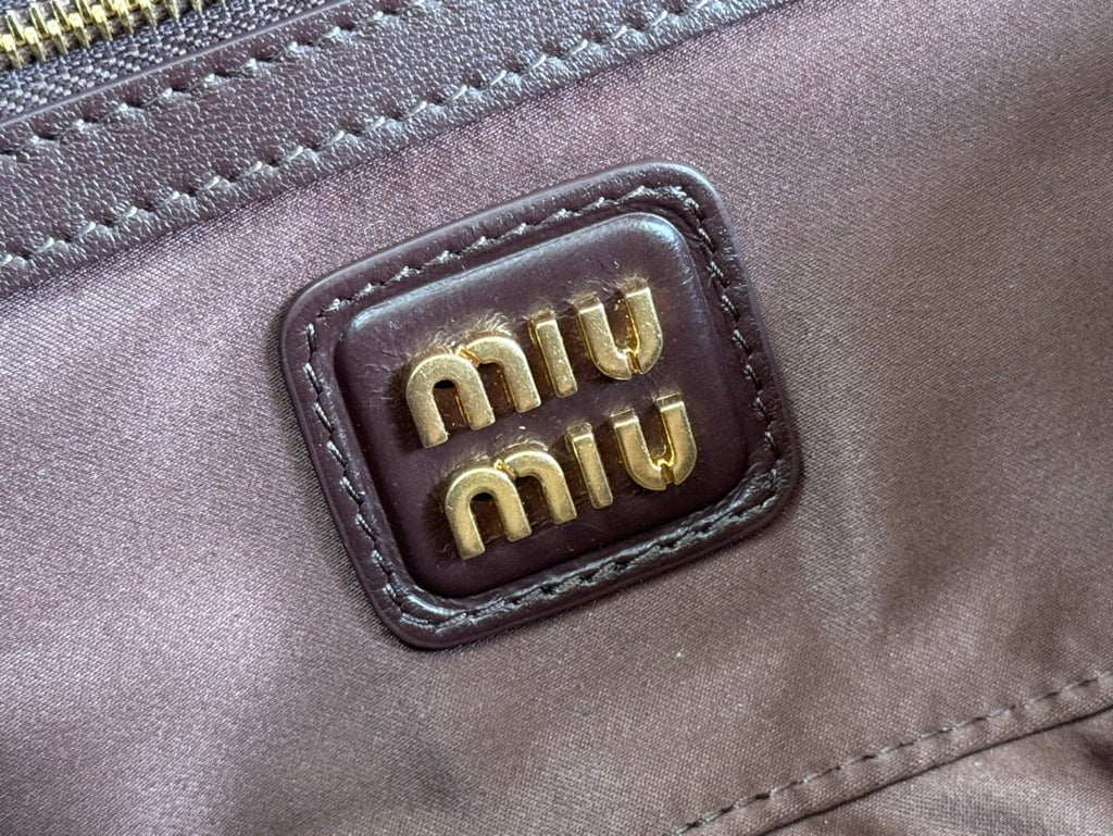 MIU MIU ARCADIE MATELASSÉ BAG 22 IN CONGO BROWN CALFSKIN GOLD HARDWARE