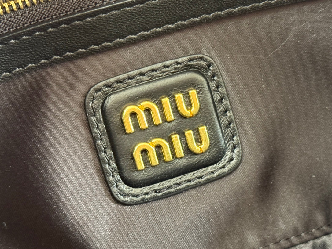 MIU MIU ARCADIE MATELASSÉ BAG 27 IN BLACK CALFSKIN GOLD HARDWARE
