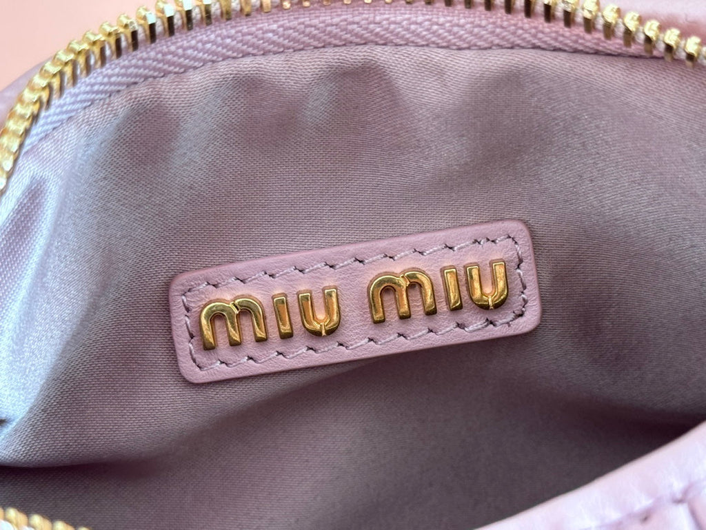MIU MIU WANDER MATELASSÉ HANDBAG 23 IN EUNRY PINK LAMBSKIN