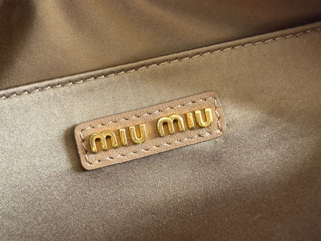 MIU MIU ARCADIE MATELASSÉ BAG 19 IN BROWN LAMBSKIN GOLD HARDWARE