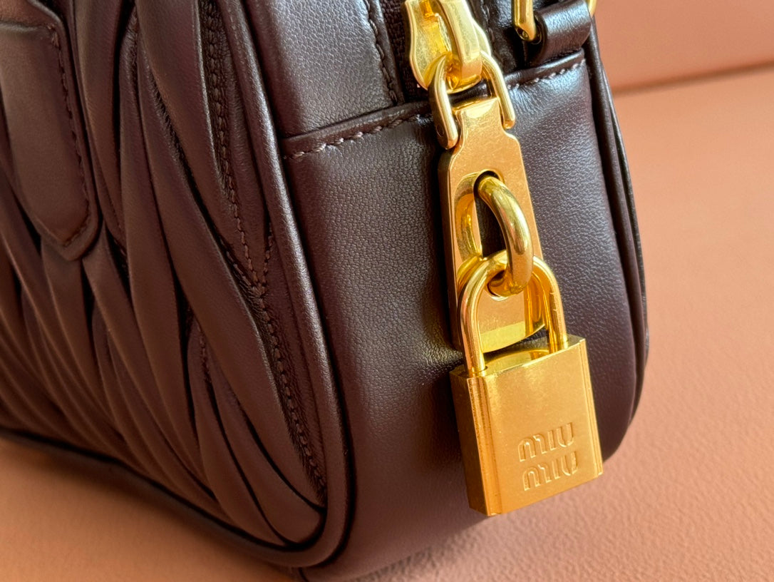 MIU MIU ARCADIE MATELASSÉ BAG 19 IN CHESTNUT BROWN LAMBSKIN GOLD HARDWARE