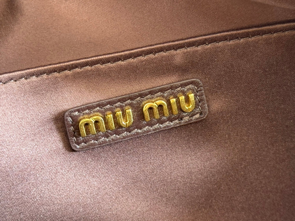 MIU MIU ARCADIE MATELASSÉ BAG 19 IN CHESTNUT BROWN LAMBSKIN GOLD HARDWARE