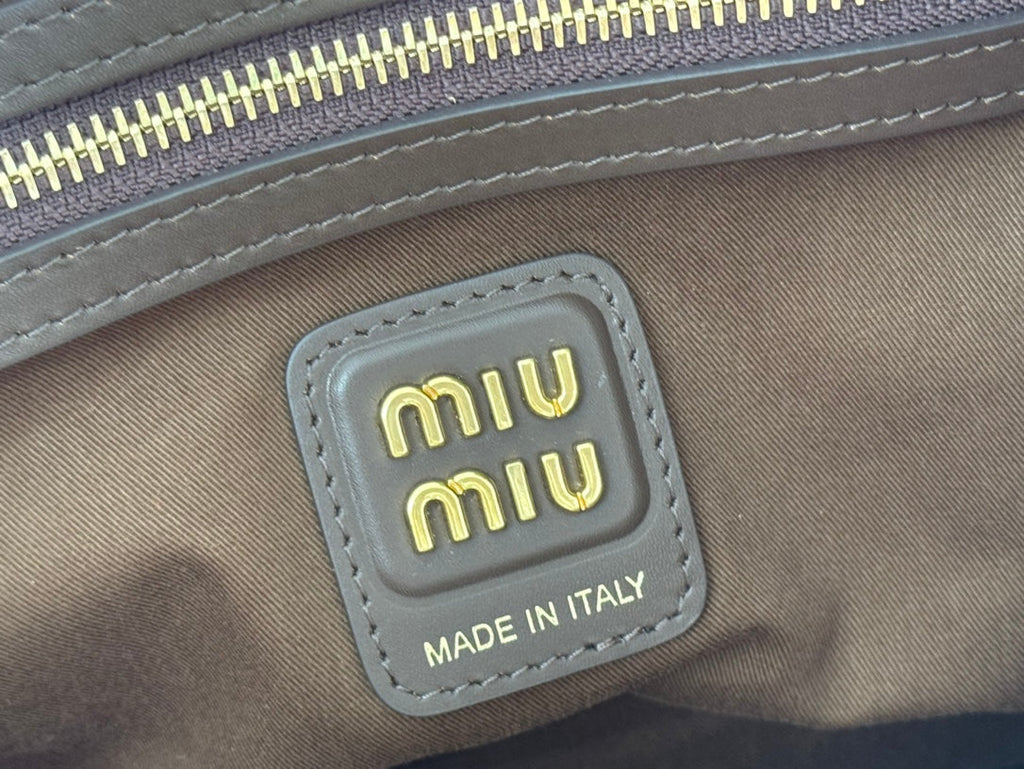 MIU MIU IVY 40 TOTE IN BROWN PATENT CALFSKIN