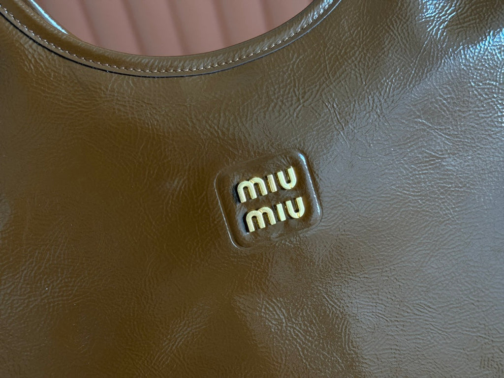 MIU MIU IVY 40 TOTE IN BROWN PATENT CALFSKIN