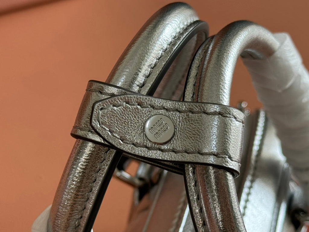 MIU MIU ARCADIE MATELASSÉ BAG 19 IN SILVER GLOSSY CALFSKIN GOLD HARDWARE