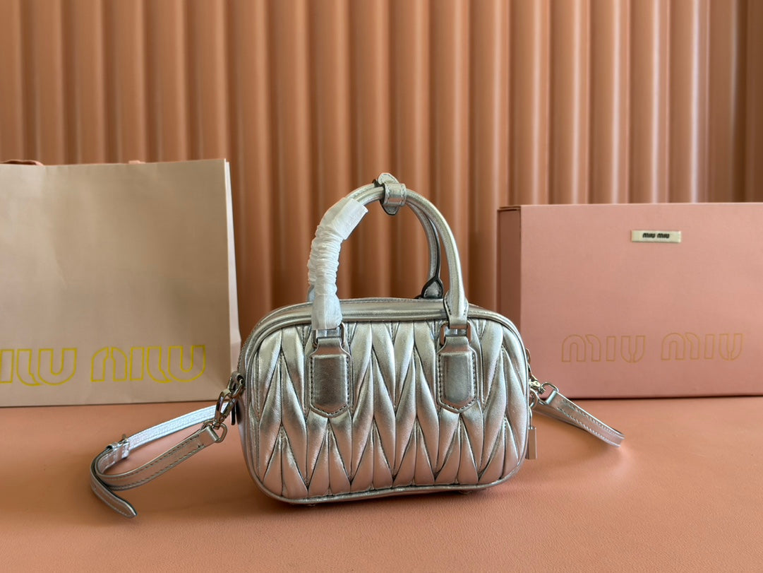 MIU MIU ARCADIE MATELASSÉ NAPPA SMALL BAG 19 IN SILVER GLOSSY LAMBSKIN SILVER HARDWARE