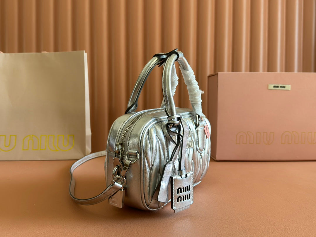 MIU MIU ARCADIE MATELASSÉ NAPPA SMALL BAG 19 IN SILVER GLOSSY LAMBSKIN SILVER HARDWARE