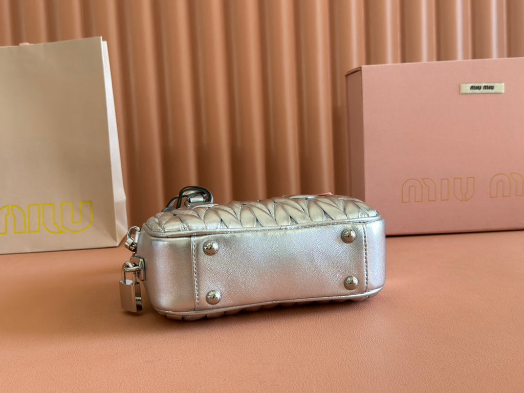 MIU MIU ARCADIE MATELASSÉ NAPPA SMALL BAG 19 IN SILVER GLOSSY LAMBSKIN SILVER HARDWARE