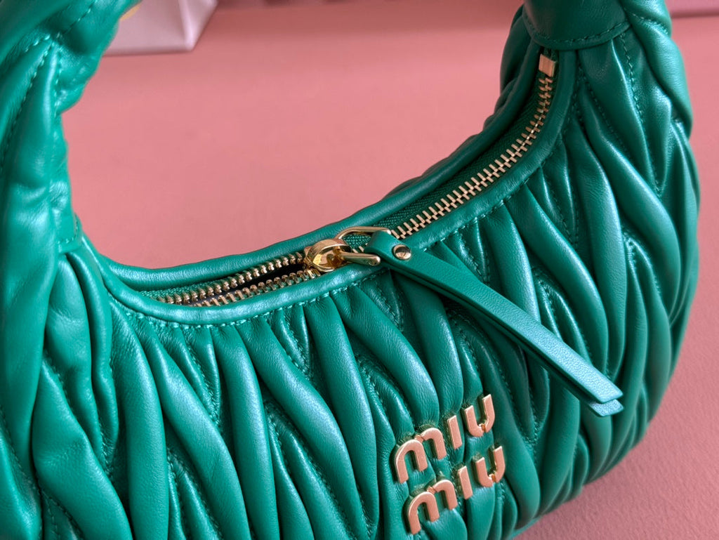 MIU MIU WANDER MATELASSÉ HANDBAG 23 IN PINE GREEN LAMBSKIN