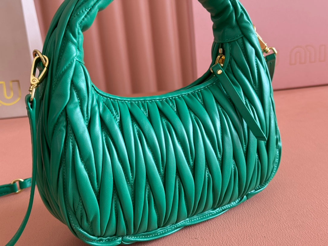 MIU MIU WANDER MATELASSÉ HANDBAG 23 IN PINE GREEN LAMBSKIN