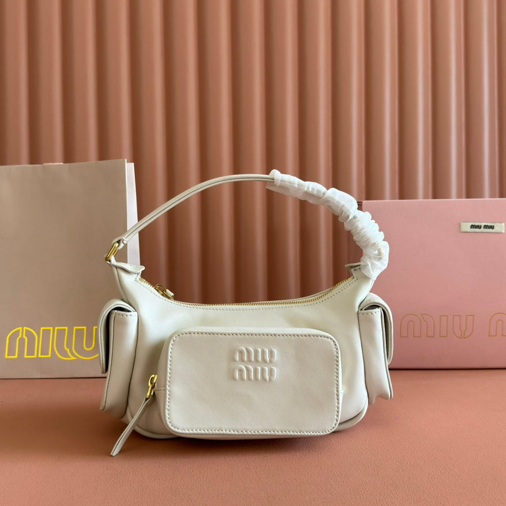 MIU MIU POCKET HANDBAG 21 IN WHITE CALFSKIN