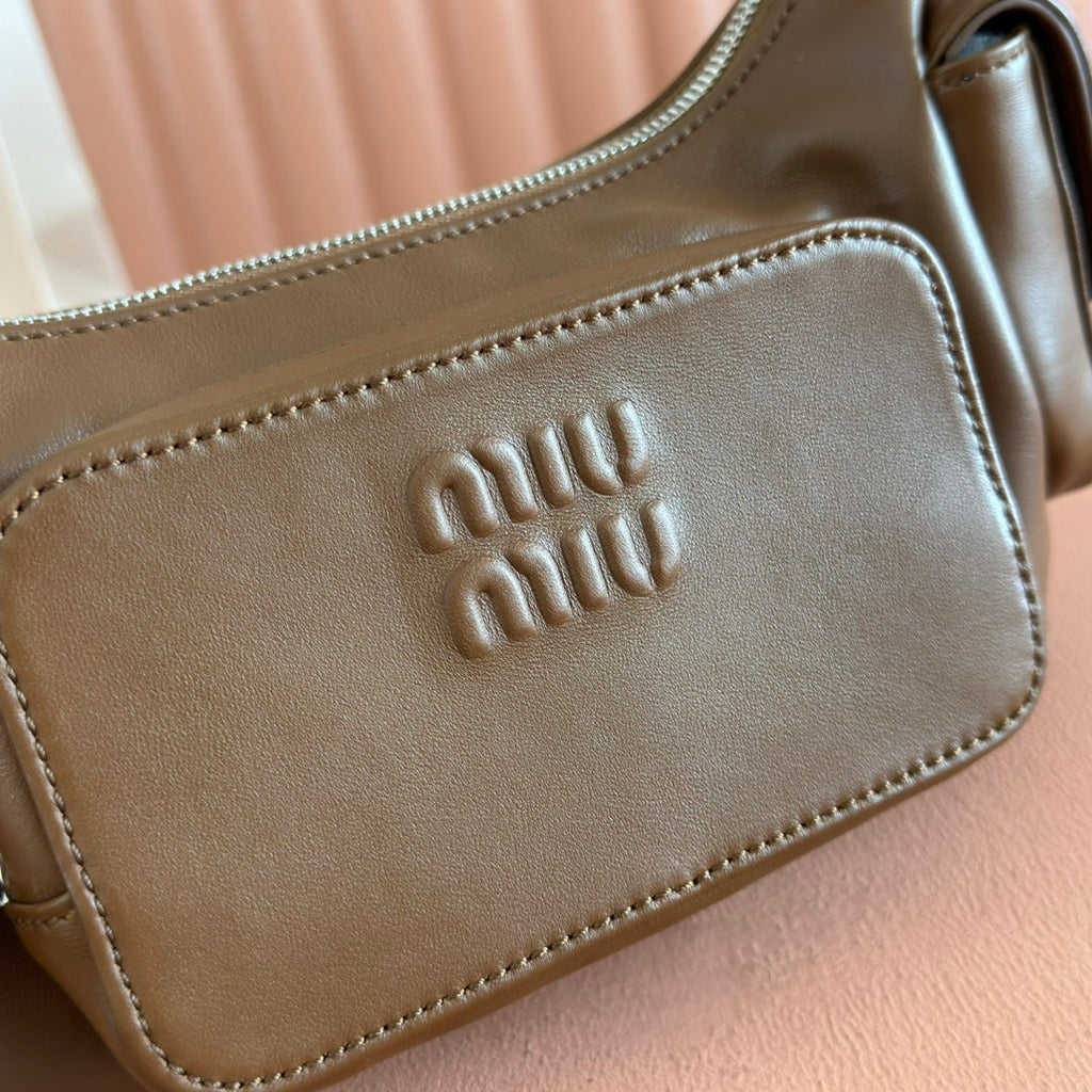 MIU MIU POCKET HANDBAG 21 IN OAK BROWN CALFSKIN
