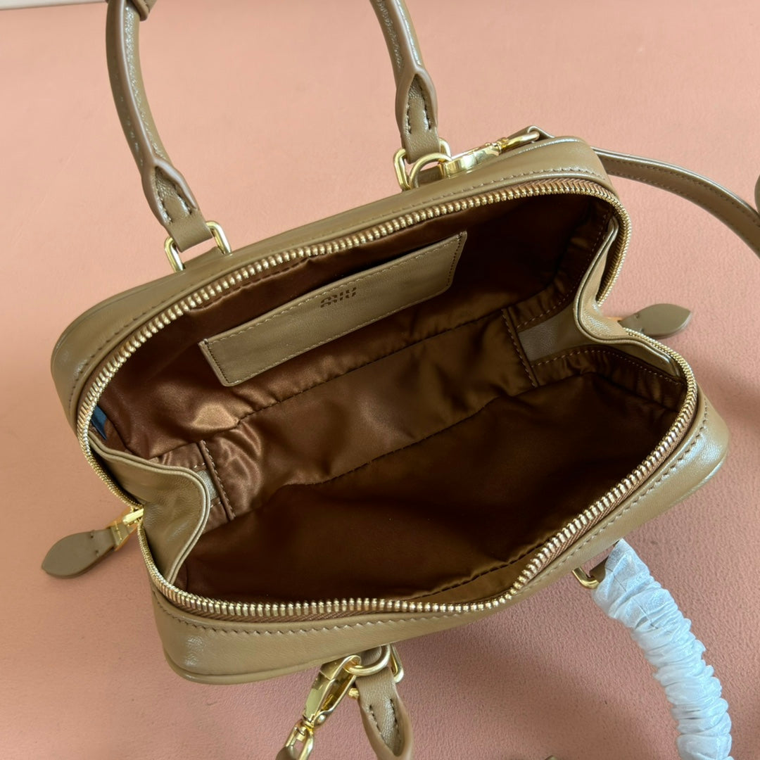MIU MIU ARCADIE MINI BAG 19 CARAMEL IN MATELASSÉ NAPPA LEATHER