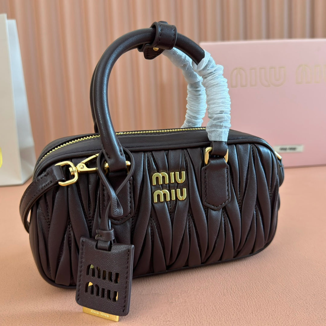 MIU MIU ARCADIE MINI BAG 19 BLACK IN MATELASSÉ NAPPA LEATHER
