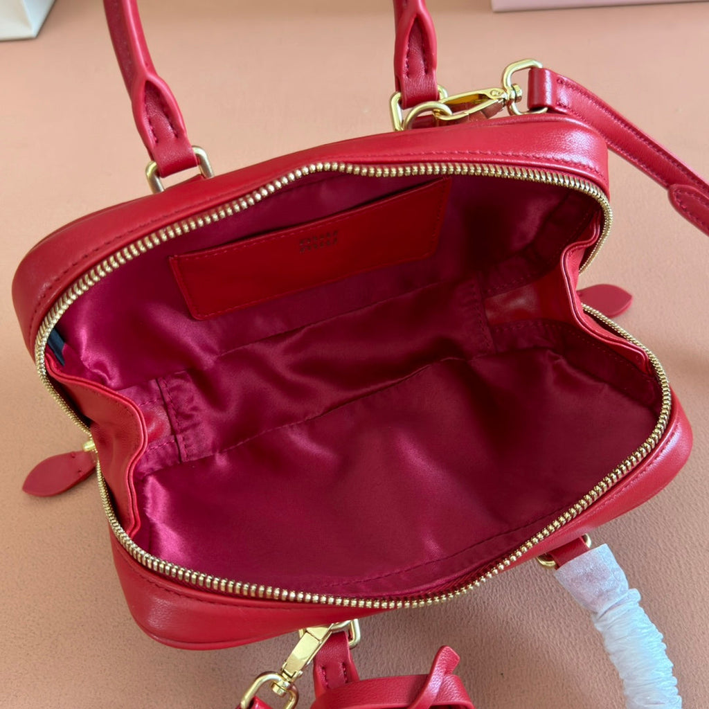 MIU MIU ARCADIE MINI BAG 19 VERMELHO IN MATELASSÉ NAPPA LEATHER