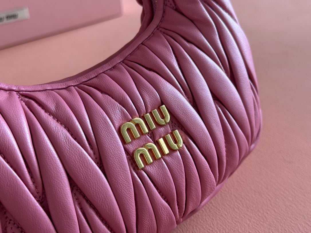 MIU MIU WANDER MATELASSÉ NAPPA MINI BAG 18 IN LIGHT PLUM LAMBSKIN