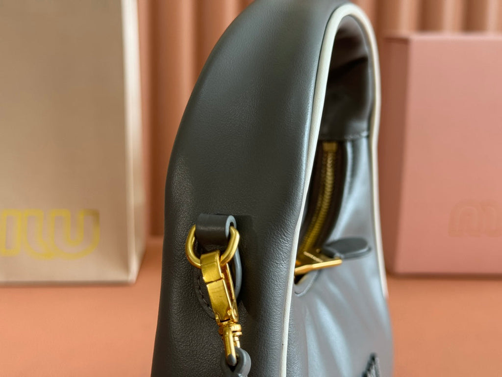 MIU MIU HOBO BOLSA WANDER DARK GRAY IN CALFSKIN