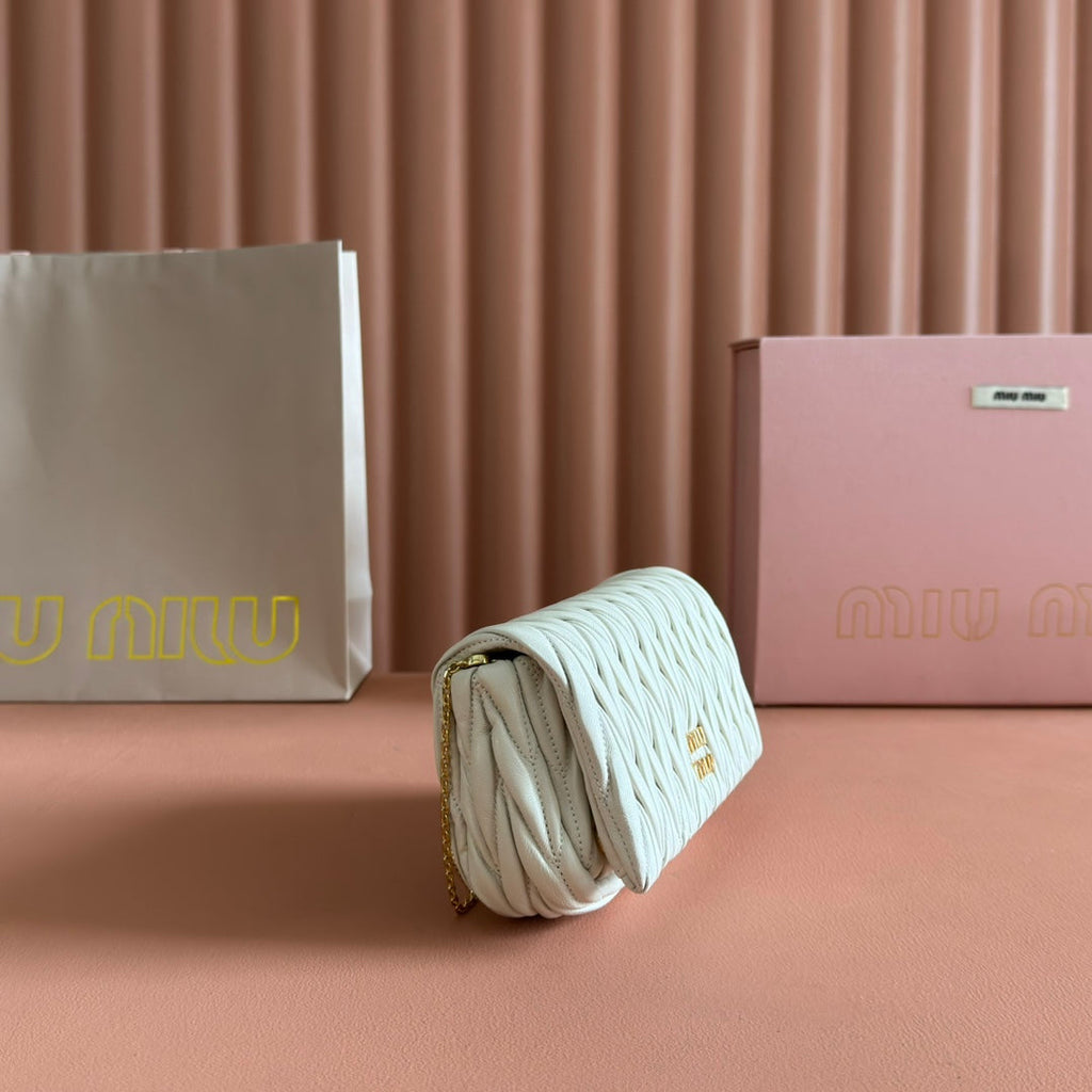 MIU MIU MATELASSé NAPPA LEATHER MINI BAG 18 WHITE