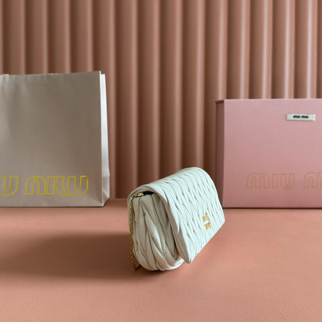 MIU MIU MATELASSé NAPPA LEATHER MINI BAG 18 WHITE