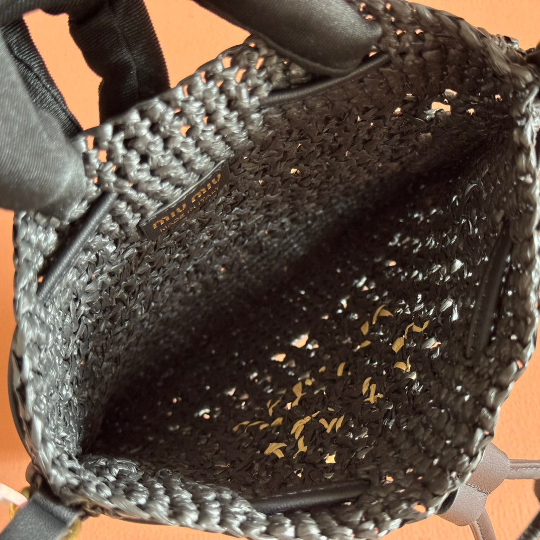 MIU MIU WANDER BUCKET BAG 23 BLACK IN RAFFIA WITH LEATHER TRIM