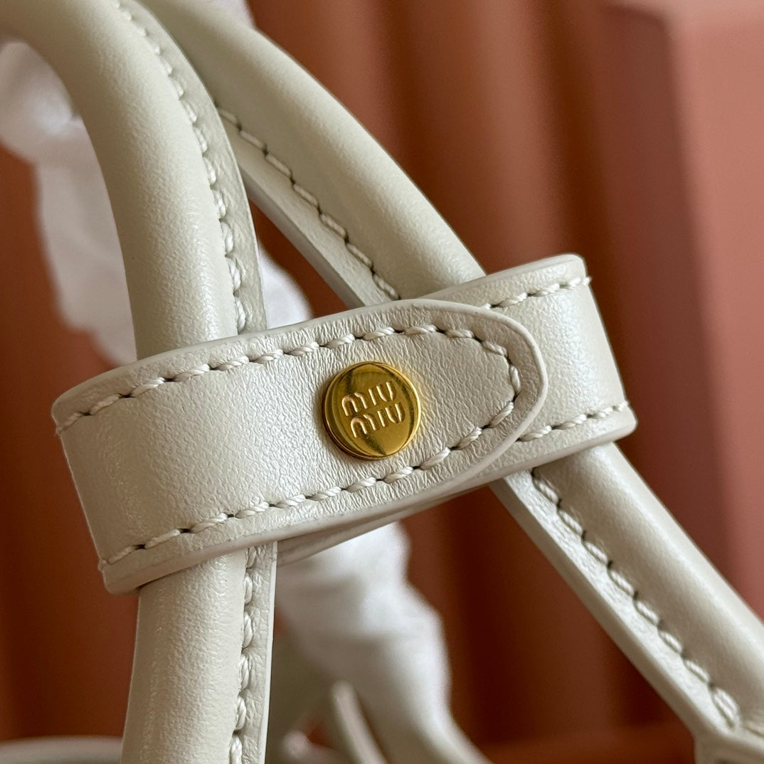 MIU MIU WOVEN HOLLOW BAG 24 IN WHITE CALFSKIN