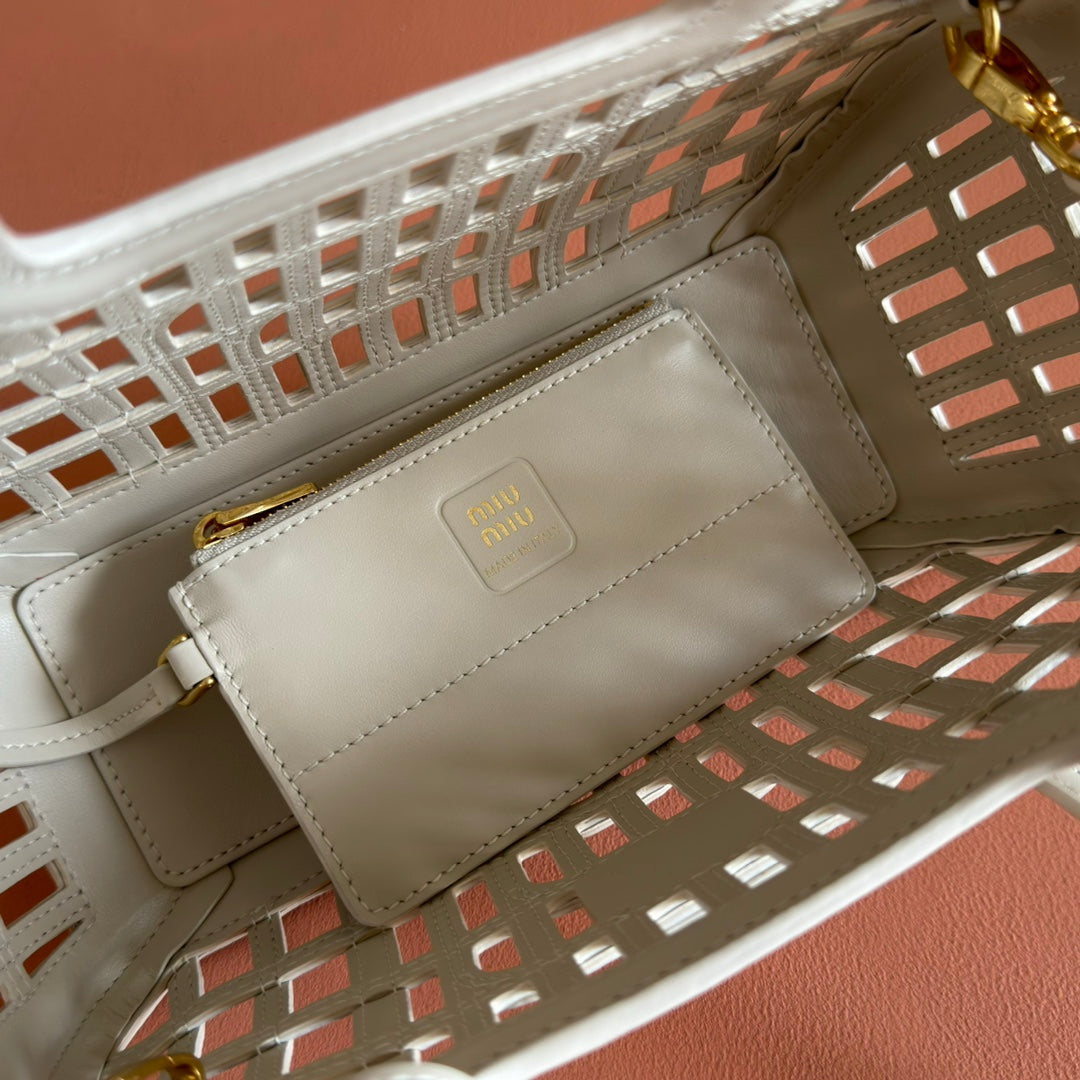 MIU MIU WOVEN HOLLOW BAG 24 IN WHITE CALFSKIN