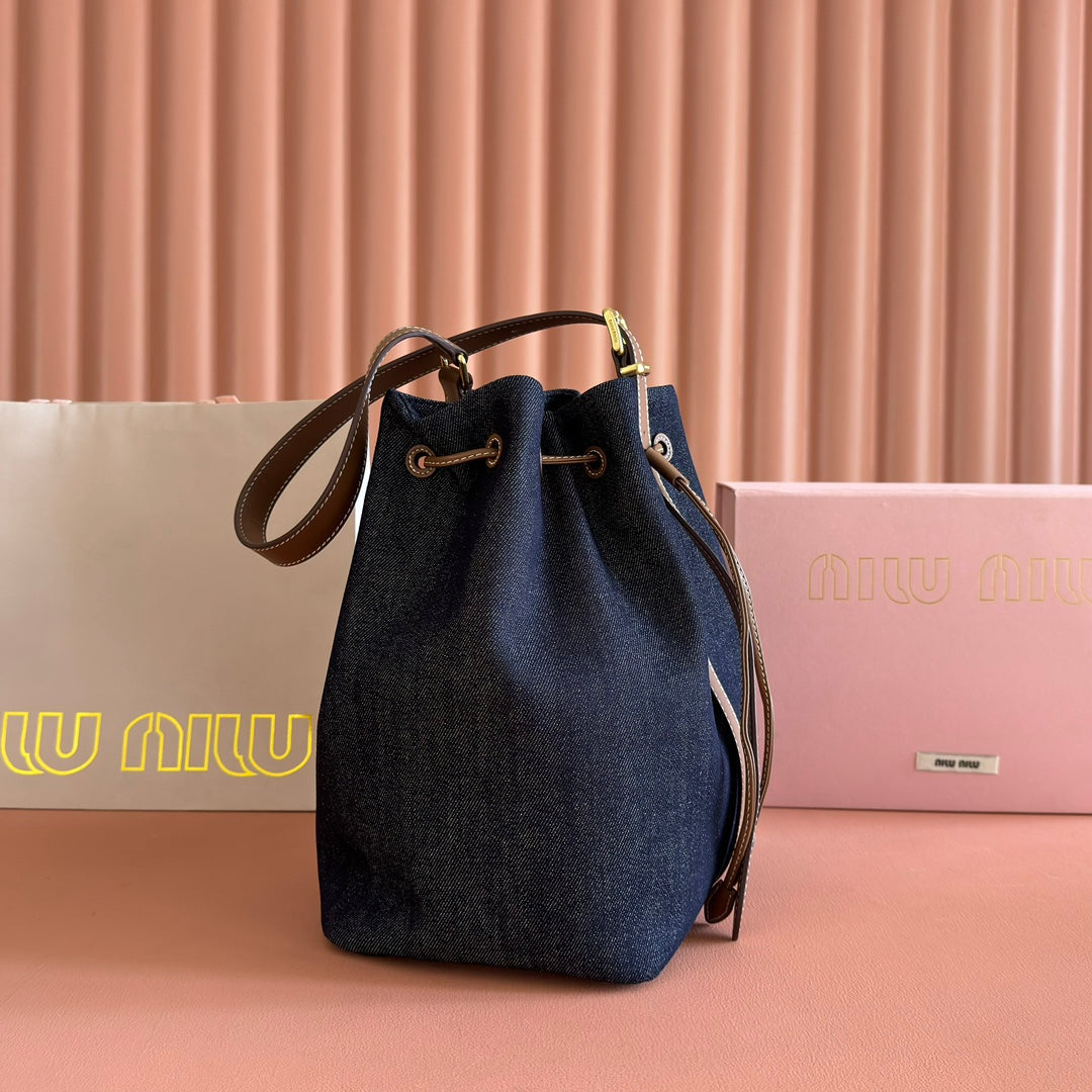 MIU MIU BUCKET BAG 29 DENIM BLUE AND BRANDY IN CANVAS