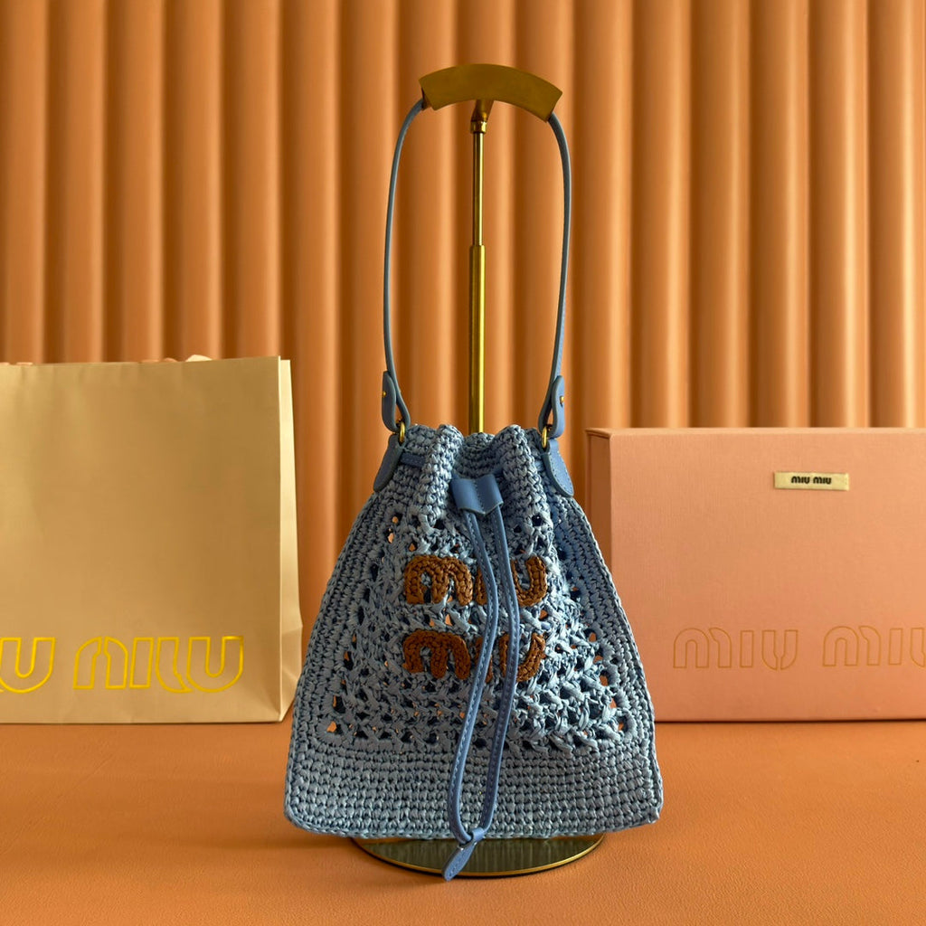 MIU MIU MIUMIU 26S WANDER BUCKET BAG 23 IN BLUE RAFFIA WITH LEATHER TRIM