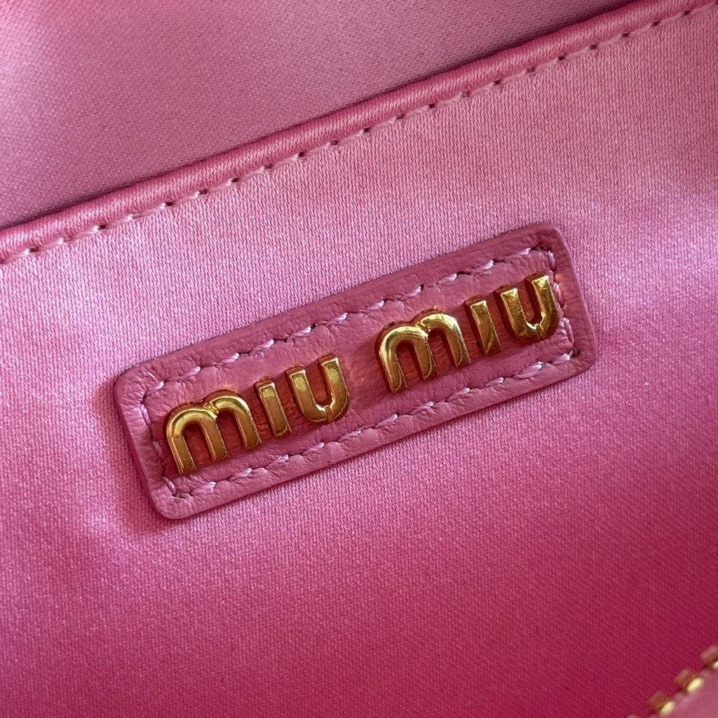 MIU MIU MIUMIU 26S ARCADIE MATELASSE BAG 19 IN DUSTY ROSE PINK CALFSKIN GOLD HARDWARE