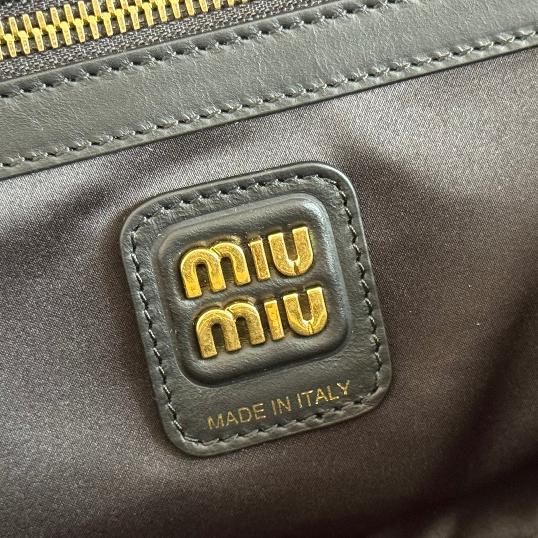 MIU MIU MIUMIU 26S BEAU TOP HANDLE BAG 29 IN WHITE CALFSKIN GOLD HARDWARE