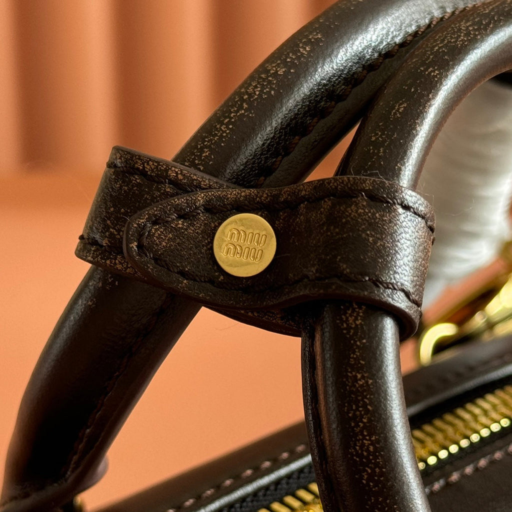 MIU MIU MIUMIU 26S ARCADIE MATELASSE BAG 22 IN BLACK CALFSKIN GOLD HARDWARE