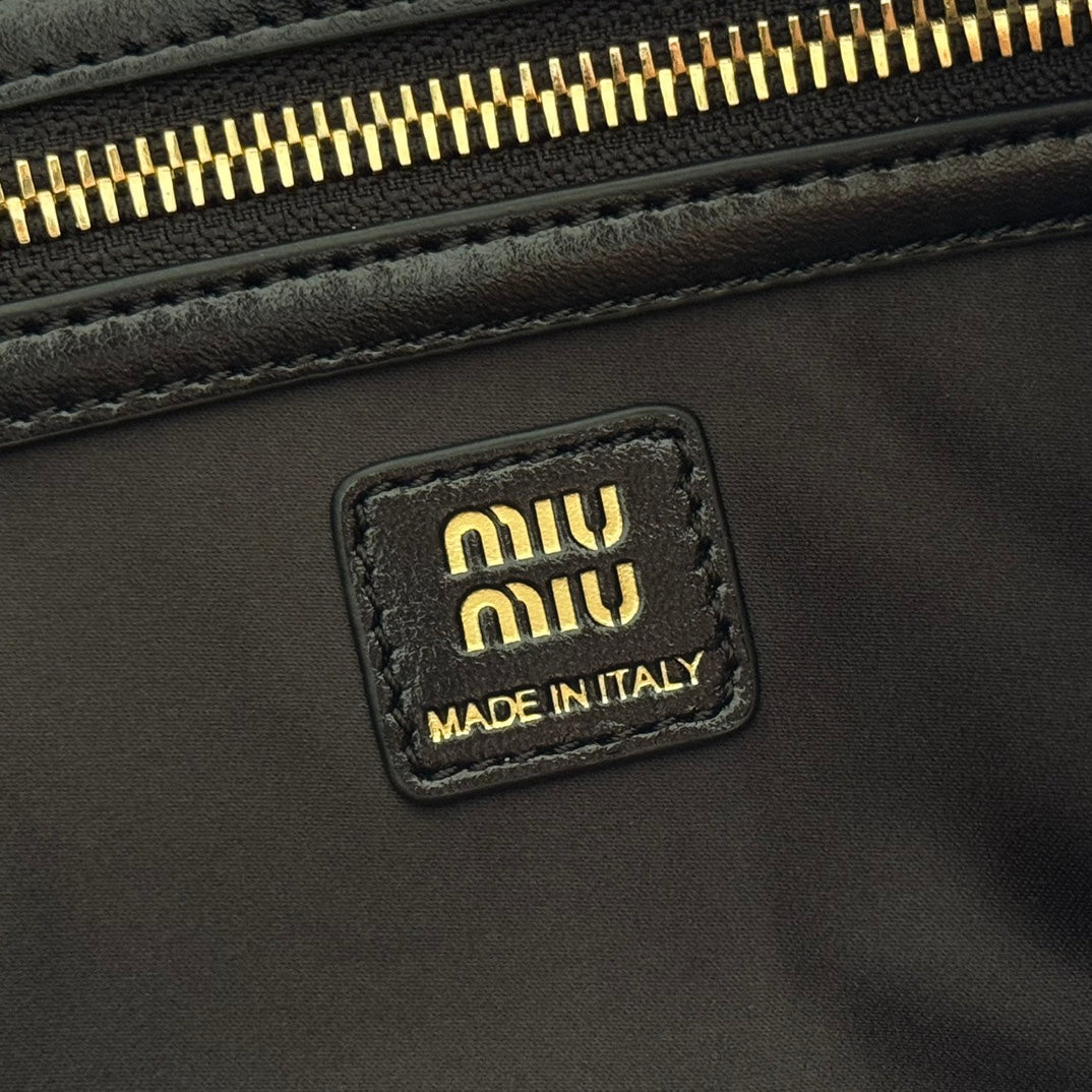 MIU MIU MIUMIU 26S TOP-HANDLE BAG 28 IN BLACK CALFSKIN GOLD HARDWARE