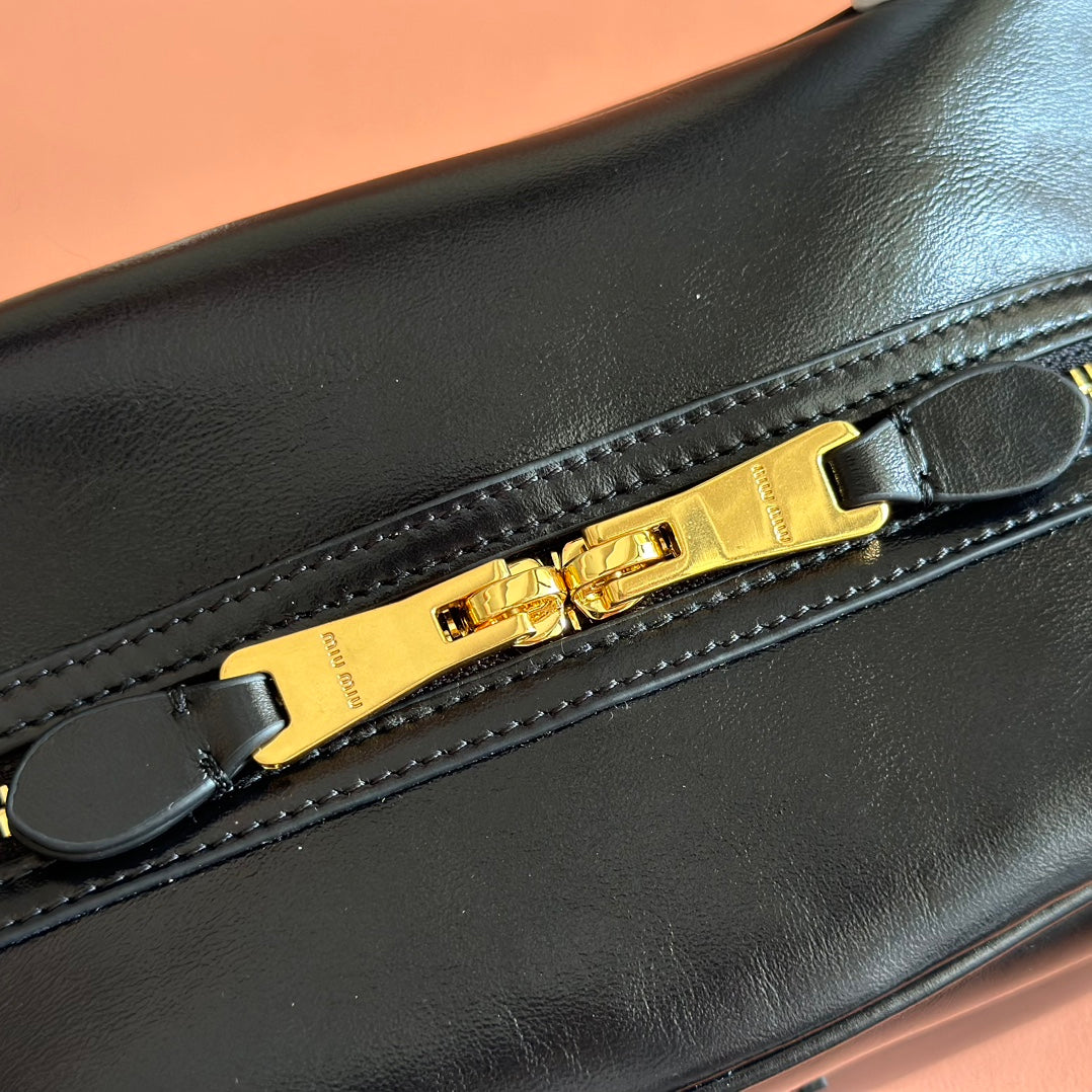 MIU MIU MIUMIU 26S TOP-HANDLE BAG 28 IN BLACK CALFSKIN GOLD HARDWARE