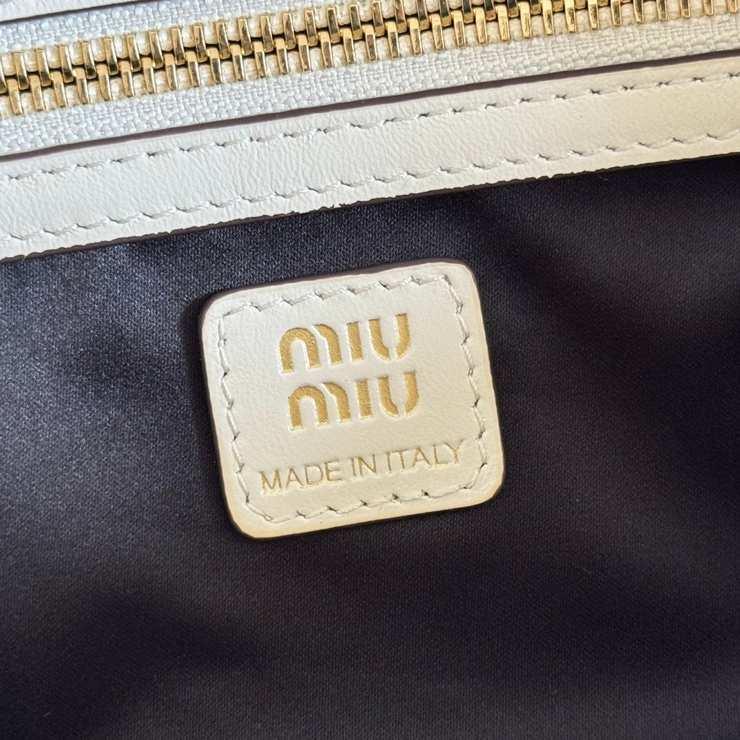 MIU MIU MIUMIU 26S TOP-HANDLE BAG 28 IN WHITE CALFSKIN GOLD HARDWARE