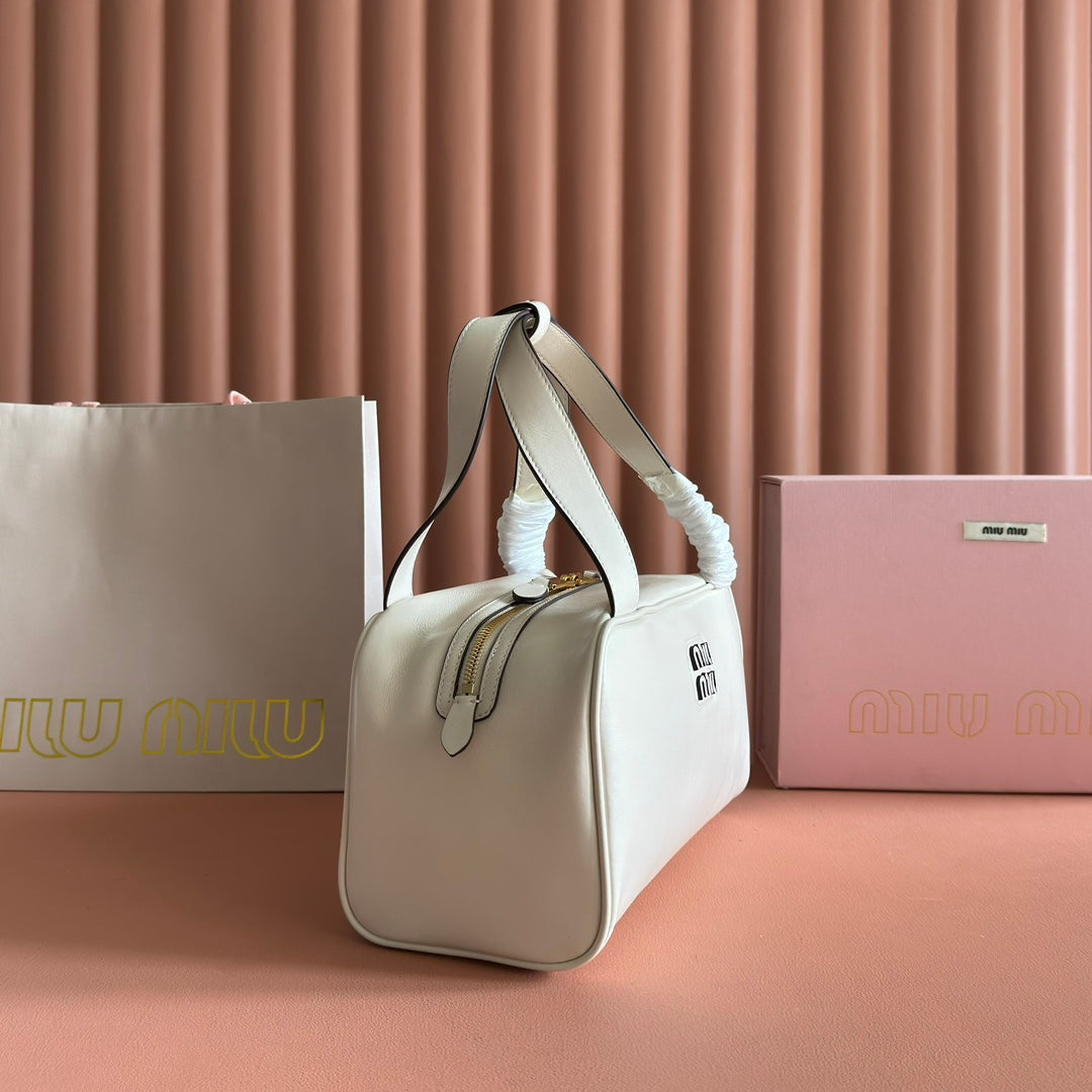 MIU MIU MIUMIU 26S TOP-HANDLE BAG 28 IN WHITE CALFSKIN GOLD HARDWARE