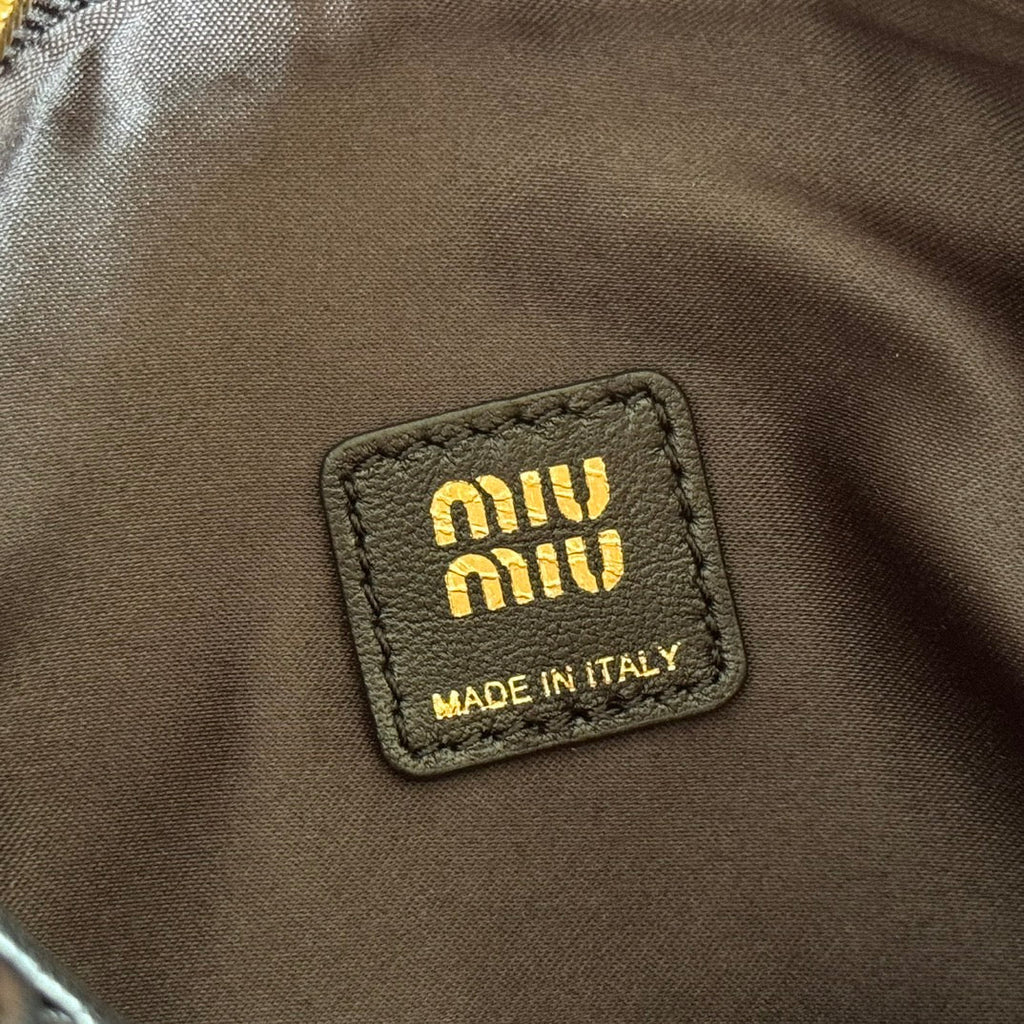 MIU MIU MIUMIU 26S POUCH BAG 15 IN BLACK CALFSKIN GOLD HARDWARE