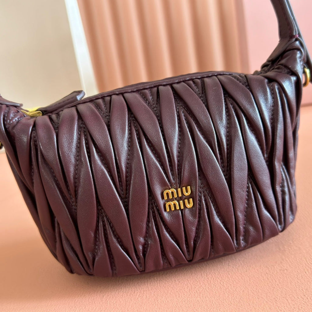 MIU MIU MIUMIU 26S POUCH BAG 15 IN COFFEE BROWN CALFSKIN GOLD HARDWARE