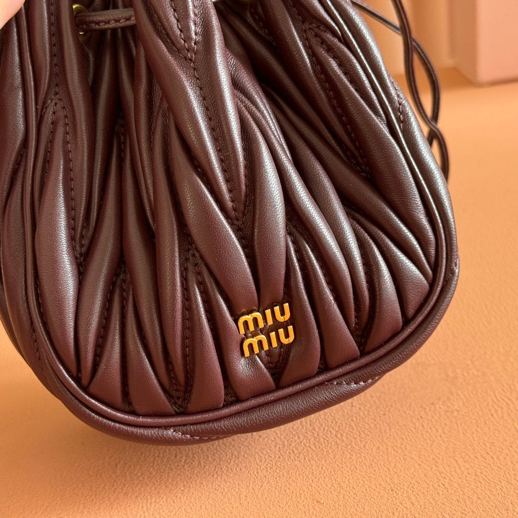 MIU MIU MIUMIU 26S MATELASSE POUCH BAG 16 IN DARK BROWN CALFSKIN GOLD HARDWARE