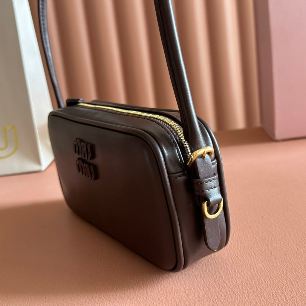 MIU MIU MIUMIU 26S POUCH BAG 20 IN DARK BROWN CALFSKIN GOLD HARDWARE