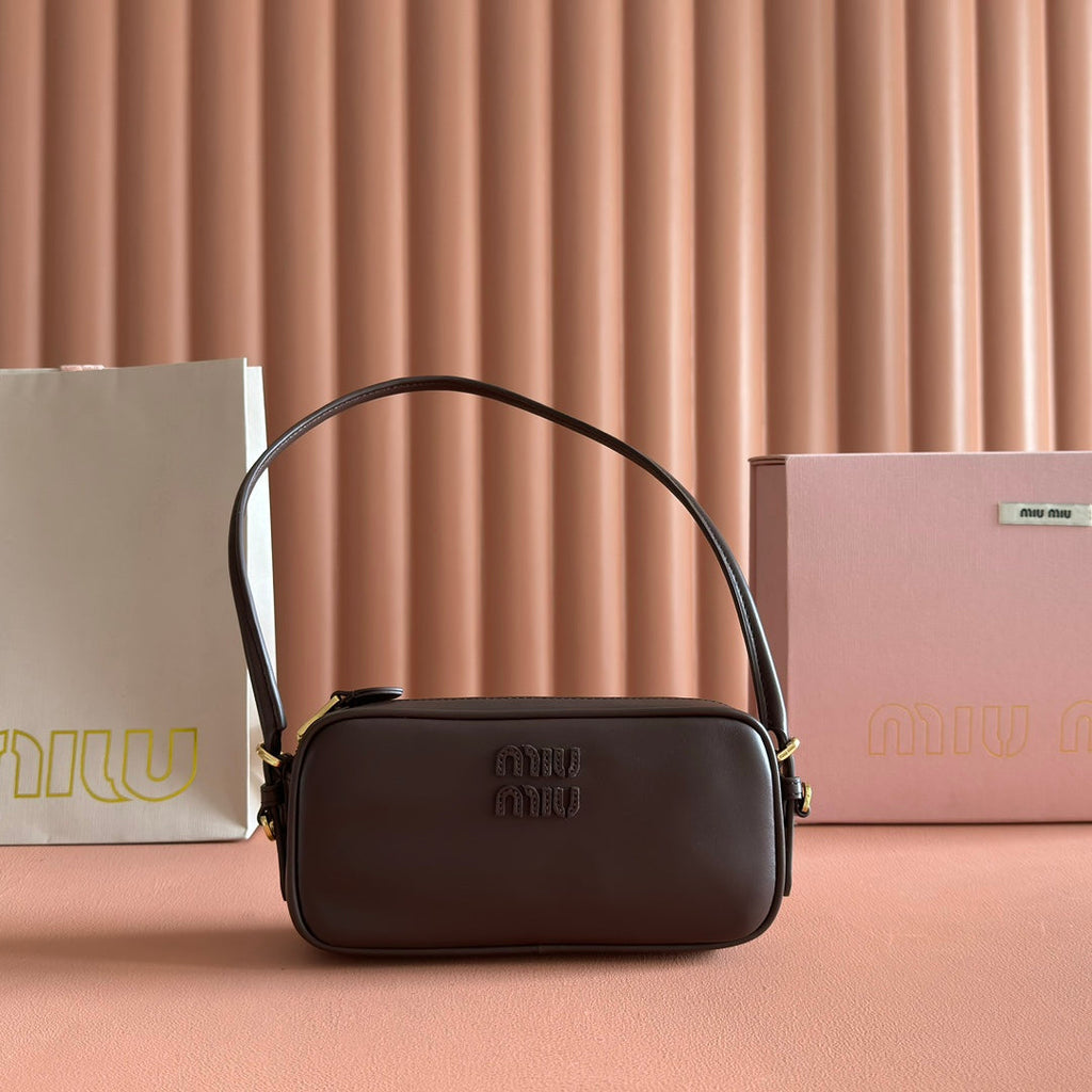 MIU MIU MIUMIU 26S POUCH BAG 20 IN DARK BROWN CALFSKIN GOLD HARDWARE